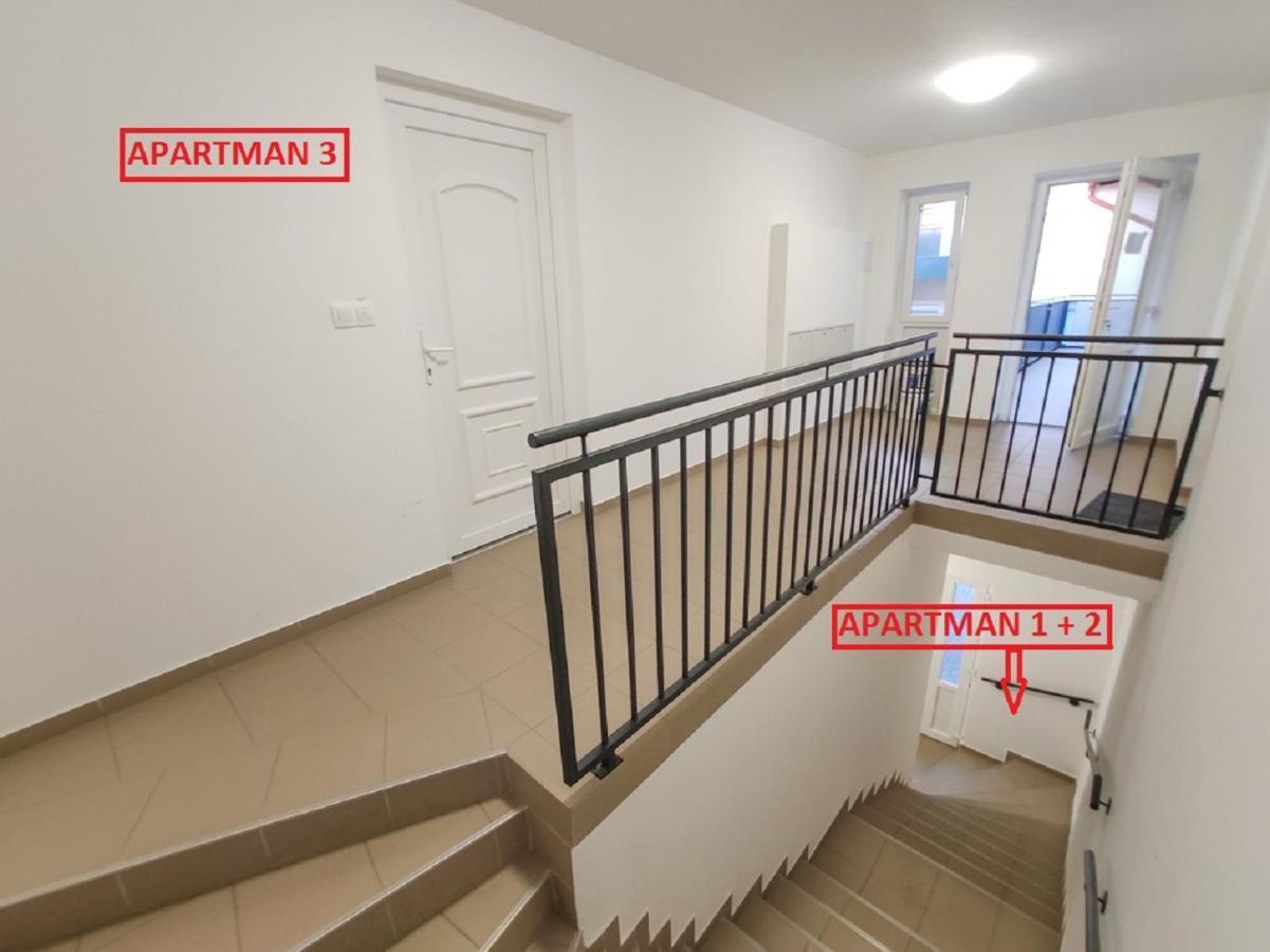 Trika Apartman ชาร์วาร์ ภายนอก รูปภาพ