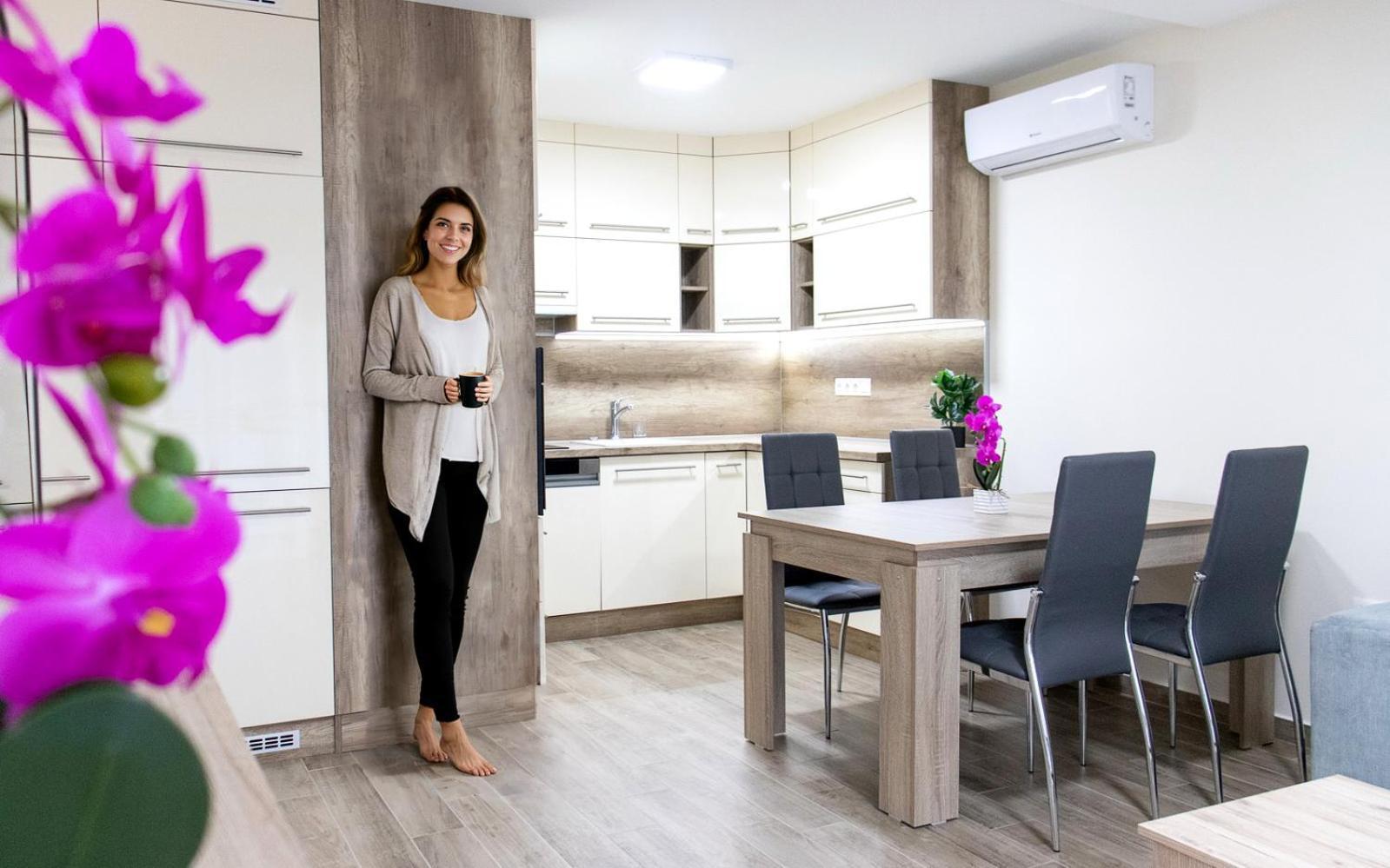 Trika Apartman ชาร์วาร์ ภายนอก รูปภาพ